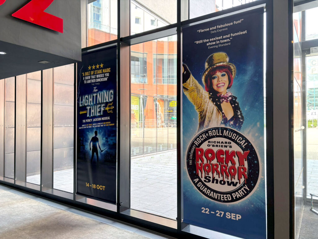 Window banner Belgrade Theatre