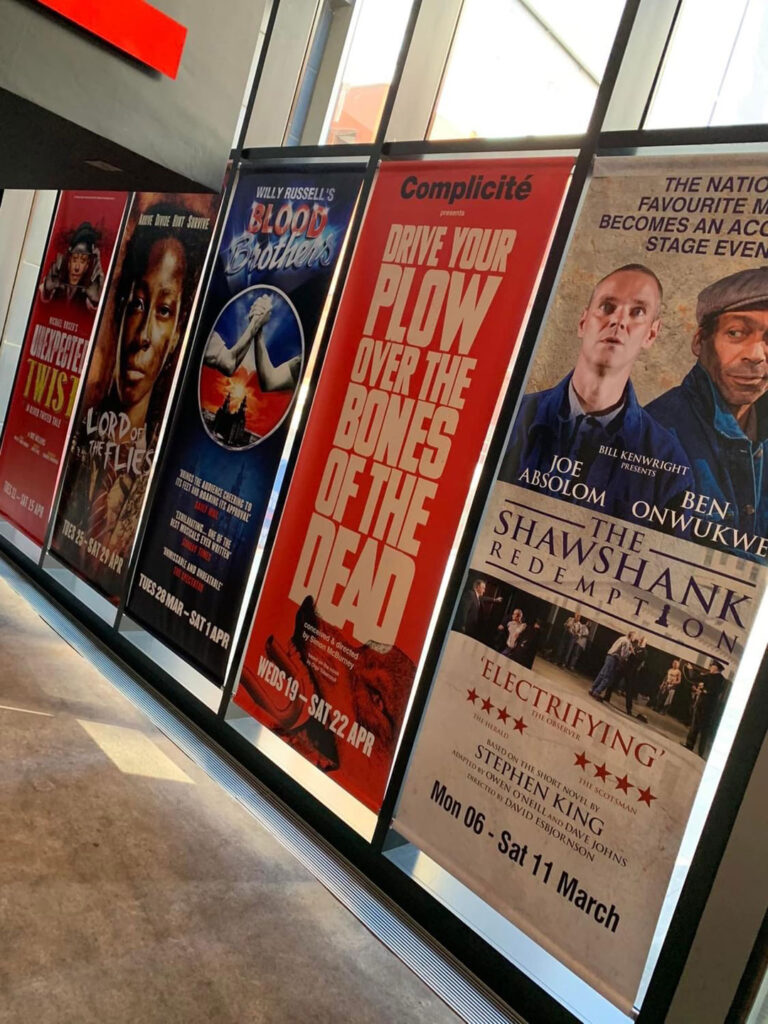 Window banner Belgrade Theatre